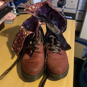 Dr. Martens Triumph Foldover Combat Lace up Leather Boots Tall sz 9